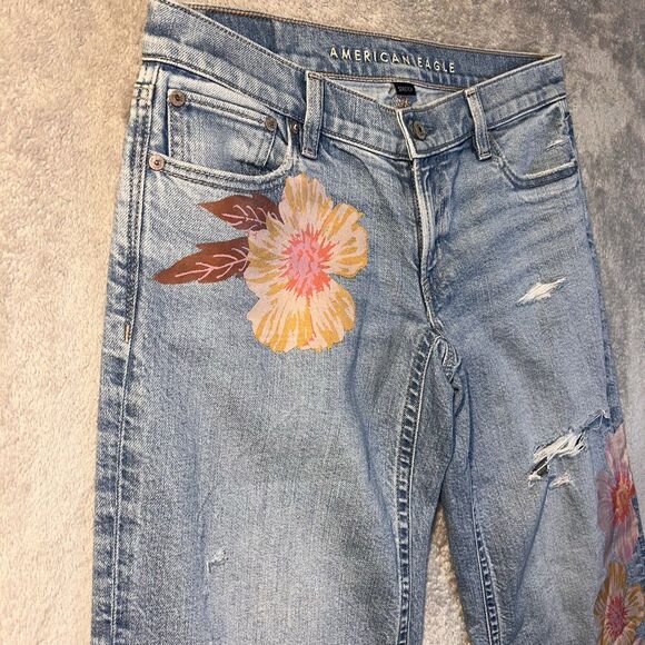 RARE American Eagle Wide Leg Floral One Of A Kind Denim Jeans Size 4 - Picture 2 of 11